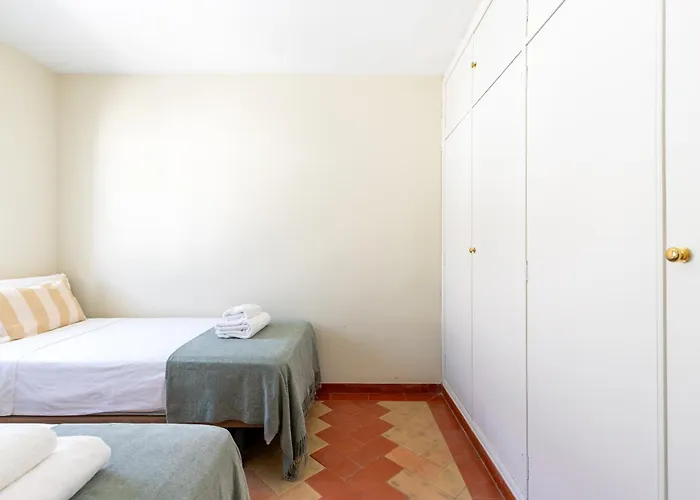 S30 Downtown House With Terrace Apartamento